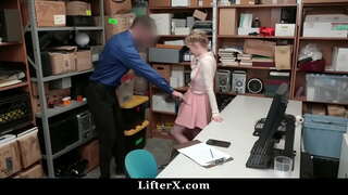 Ходими Полис Трахает Вороватого Наврас