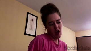 قدم بہن بناتا ہے بھائی قدم بند جرک کے لئے اس