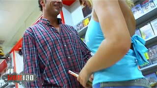 ���ხალგაზრდა ქერა ესპანელი გოგონა სონია Manrique დიდი ბუნებრივი მკერდი, ორალური ზე ვიდეო კლუბი