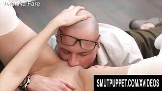 SmutPuppet - სასადილო, თინეიჯერი Comp
