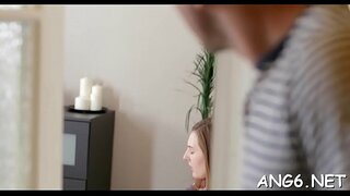 ���ლეგანტური floozy Niki კარგად უბერავს